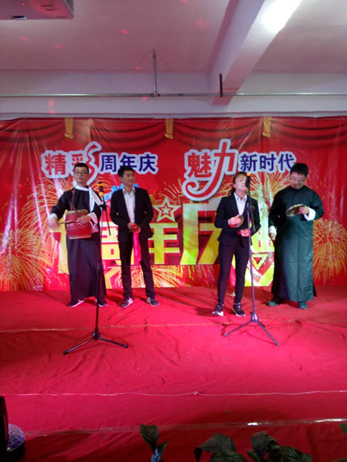 寧陽(yáng)新時(shí)代商廈一周年店慶晚會(huì)落幕！