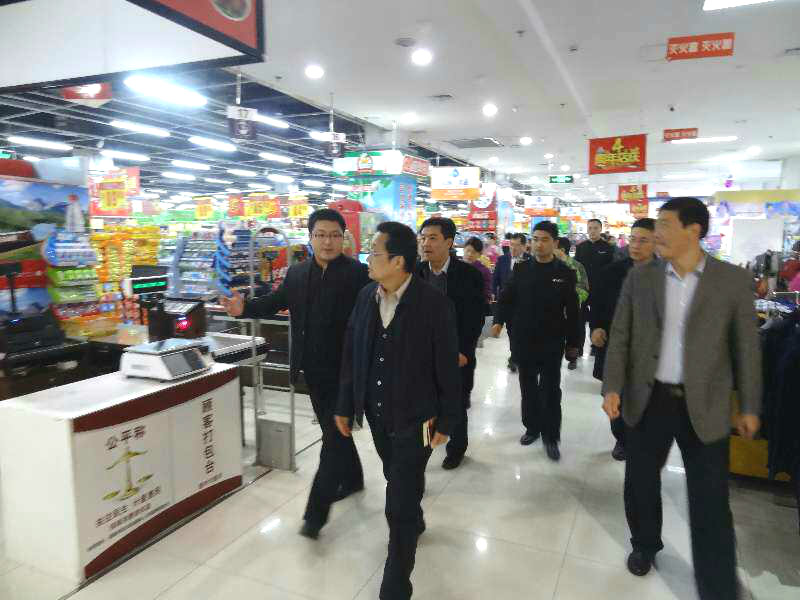 省食安辦副主任省食藥局副局長到寶龍新時代商廈驗收工作