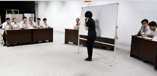 一屆儲備經(jīng)理特訓營在寶龍店正式拉開帷幕