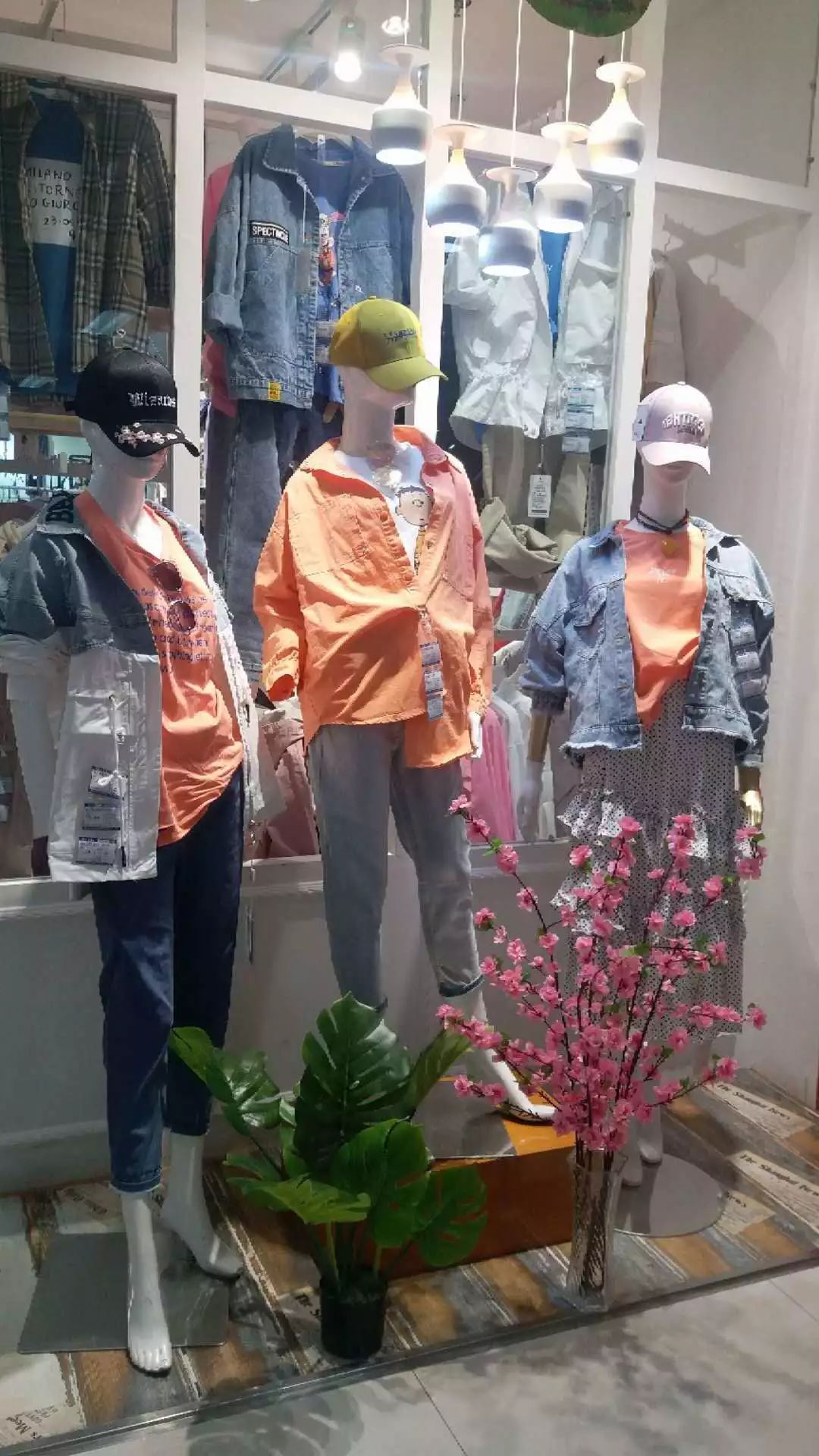 新時(shí)代商廈｜春季出游 當(dāng)然要打扮的美美噠！